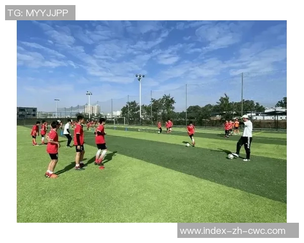 深圳小孩足球培训热潮兴起助力青少年全面发展与健康成长